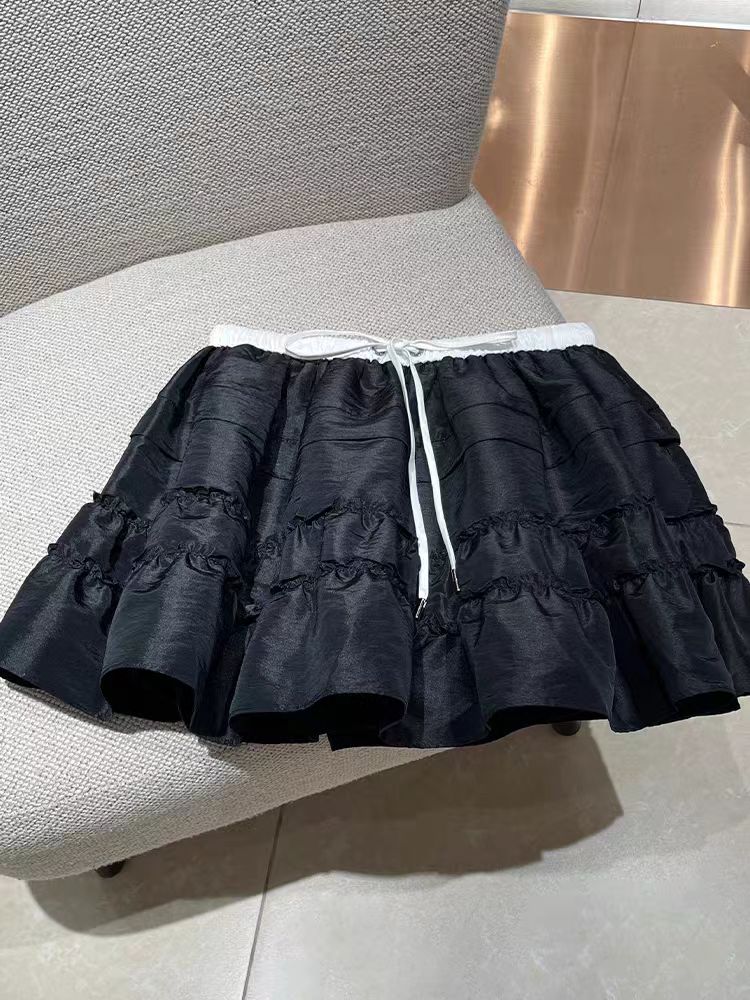 Black puffy skirt