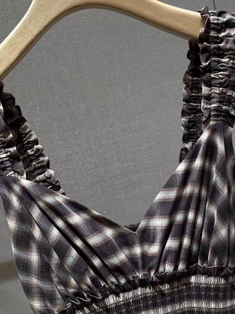 Brown plaid dress wave playful style