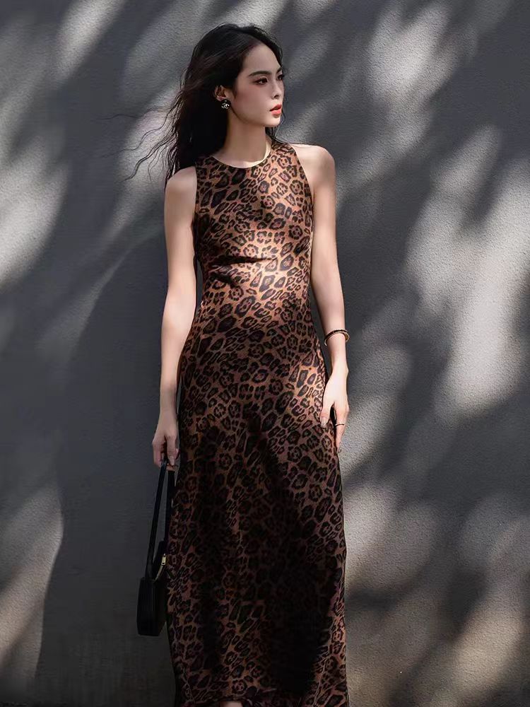 Leopard print silk long sleeveless dress