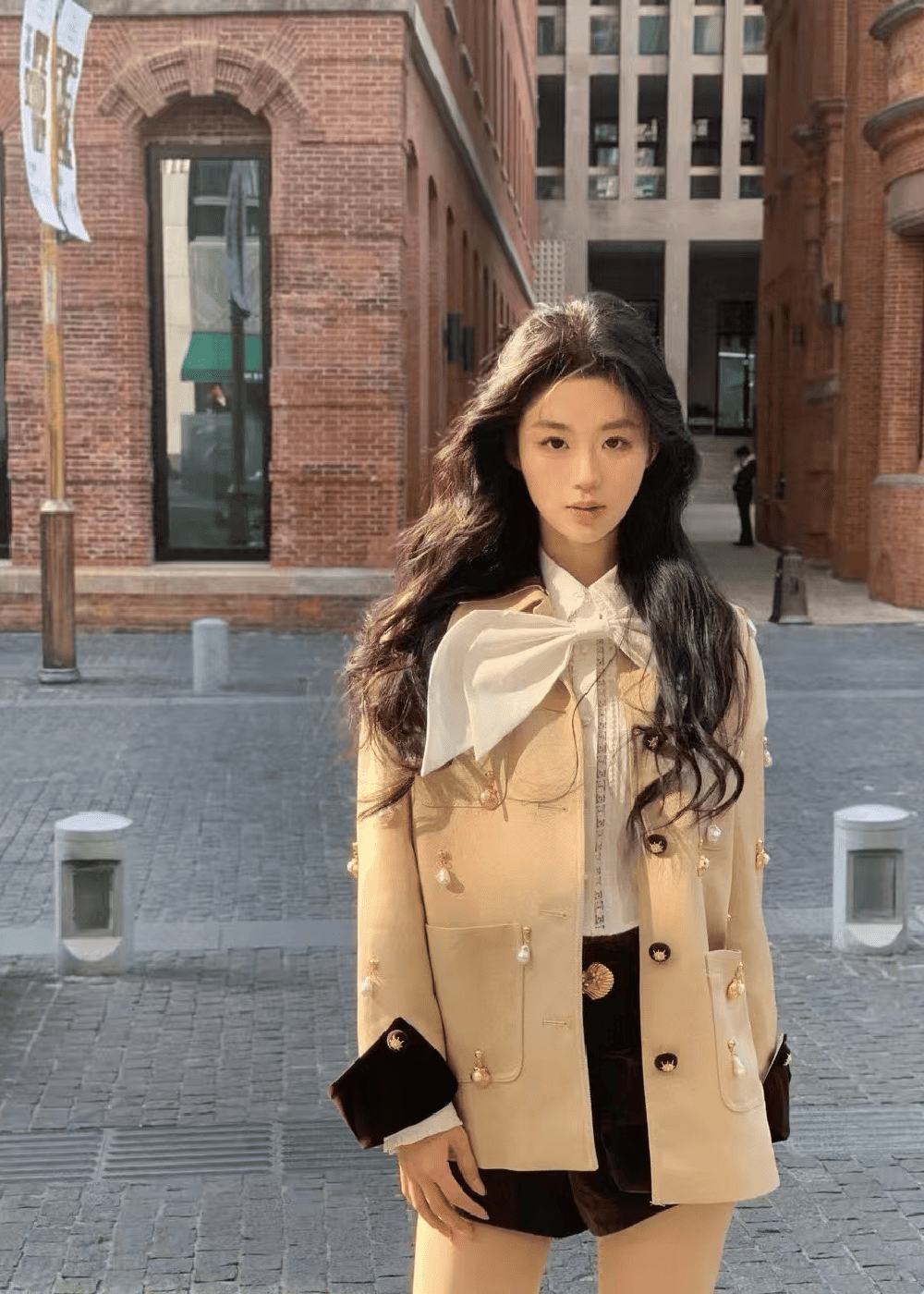 Khaki mid-length coat