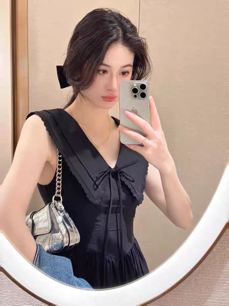 Black petite dress