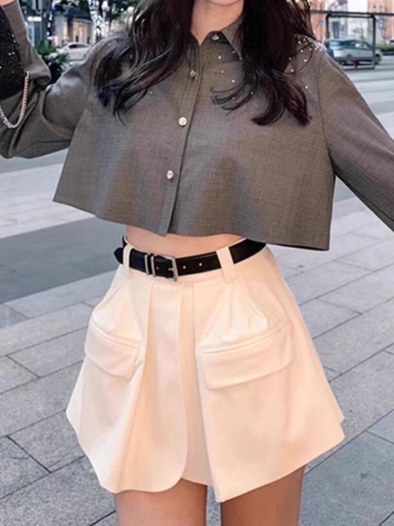 Grey cropped top