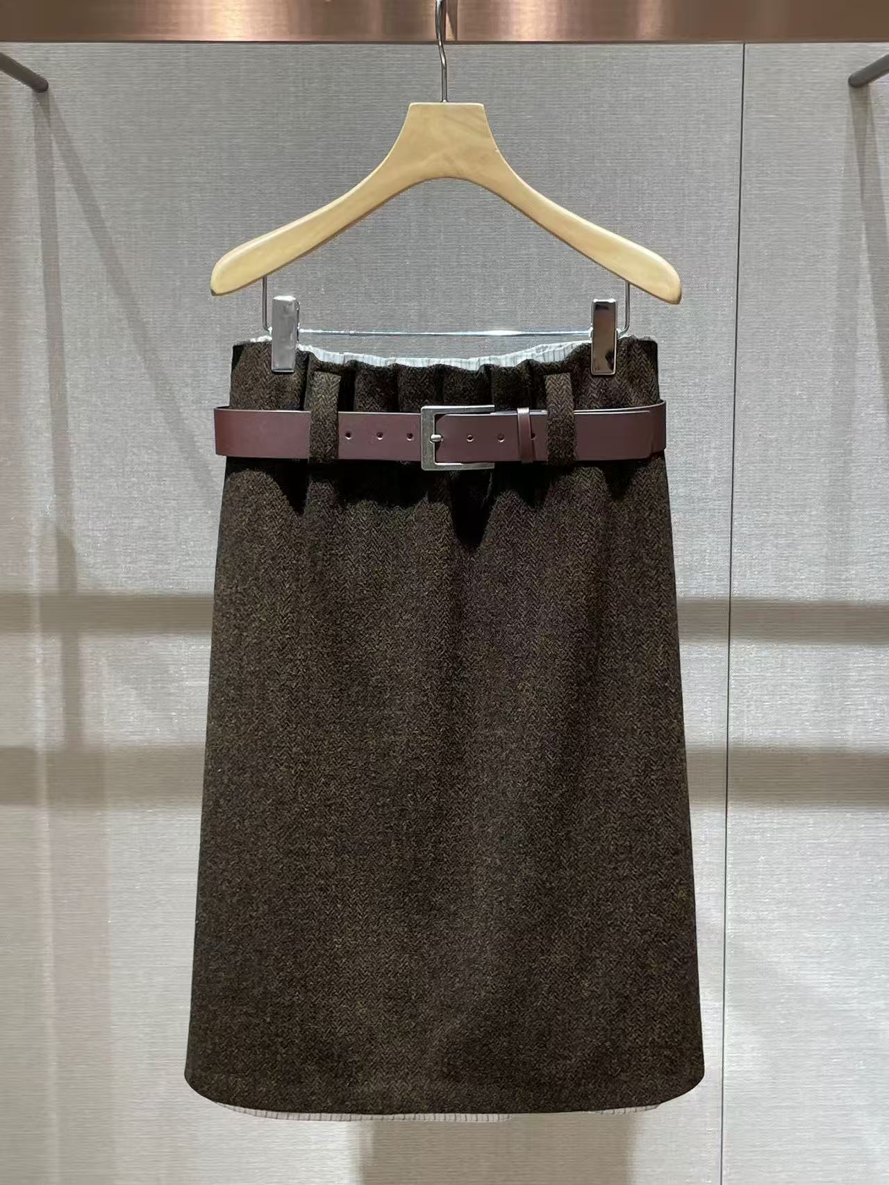 Hautecouture High-Waist Cotton Wool Midi Skirt